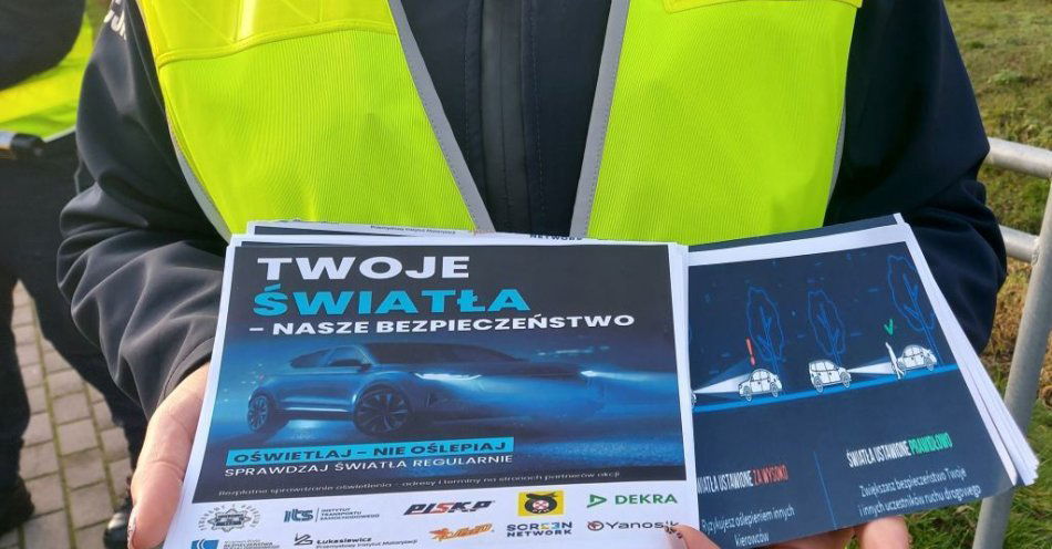 zdjęcie: Sprawdź światła swojego auta w powiecie łowickim / fot. KPP w Łowiczu