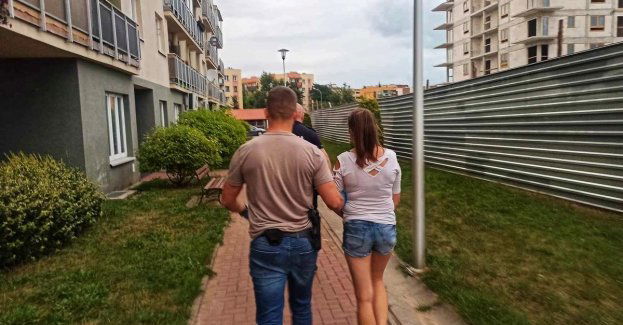 Kradzione przedmioty ukrywali w dziecięcym wózku