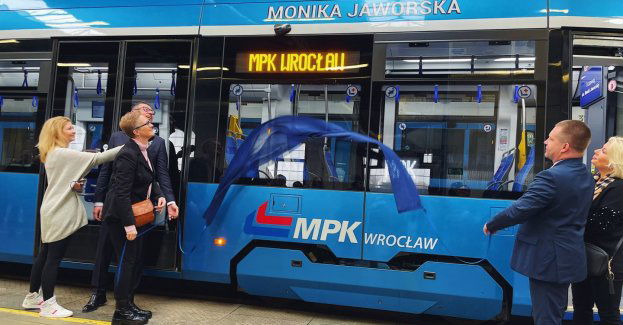 Wybitna dziennikarka Radia RAM Monika Jaworska patronką wrocławskiego tramwaju