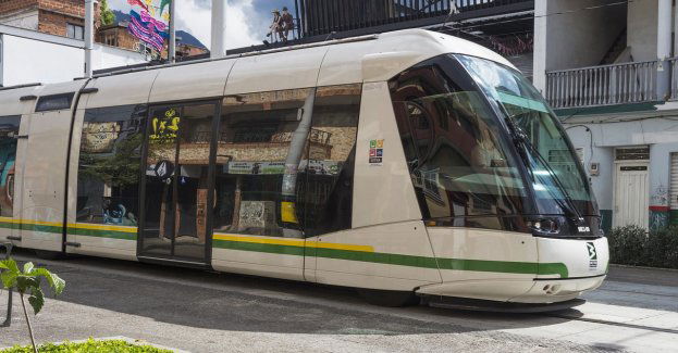 Kolizja dwóch tramwajów; dwie osoby ranne