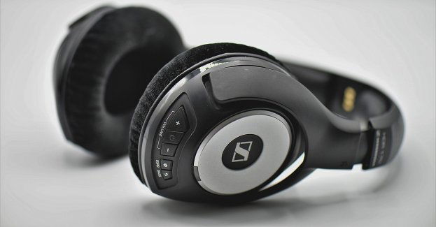 Meloman Poszukiwany. Ukradł ze sklepu słuchawki