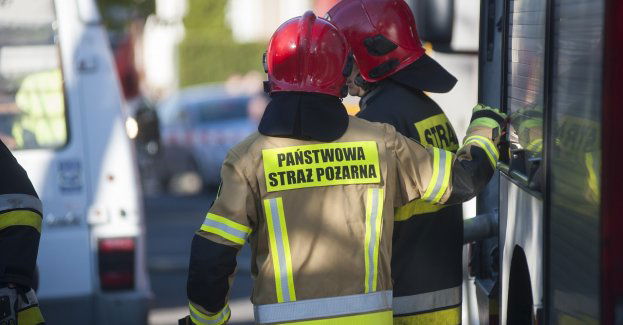 Zadymienie w szkolnej toalecie w Kowalach; ewakuowano 881 uczniów i ponad 70 pracowników