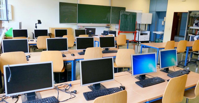 zdjęcie: Bezpłatne szkolenia komputerowe / pixabay/1699438