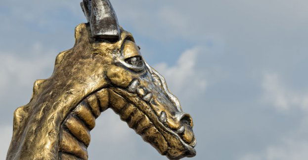 Smok Wawelski nie będzie zionął ogniem przez miesiąc