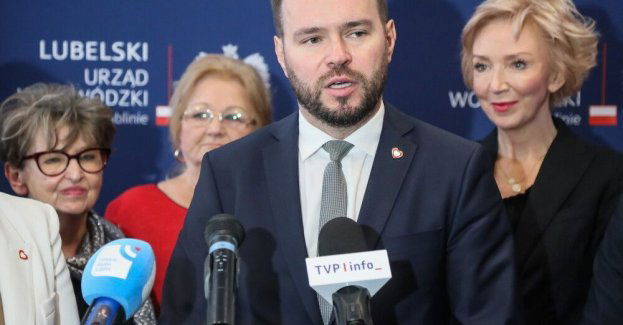 27 ognisk wścieklizny; w pięciu powiatach obowiązkowe szczepienia kotów