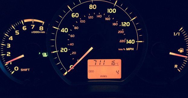 23-latek jechał zbyt szybko i bez uprawień, będzie tłumaczył się w sądzie