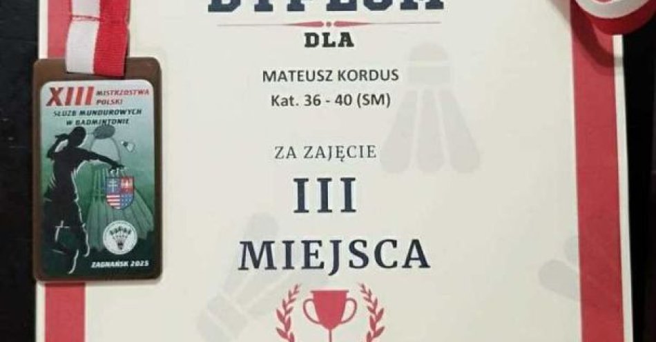zdjęcie: Gostyński policjant na podium Mistrzostw Polski w badmintonie / fot. KPP Gostyń