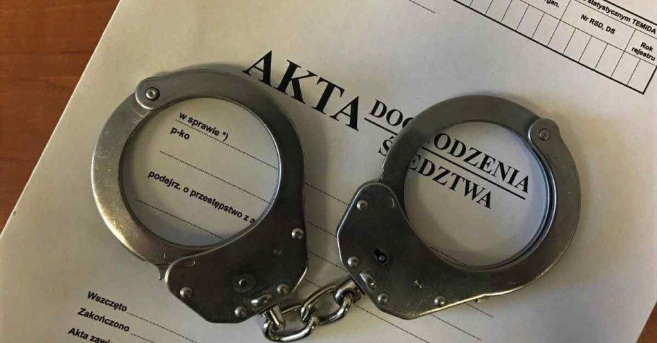 zdjęcie: Kobieta ukradła perfumy z dwóch kolneńskich drogerii / fot. KPP Kolno