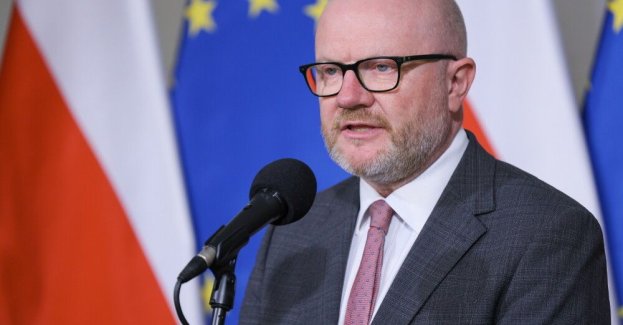Przesłuchano osoby, które sterowały dronem latającym nad Belwederem