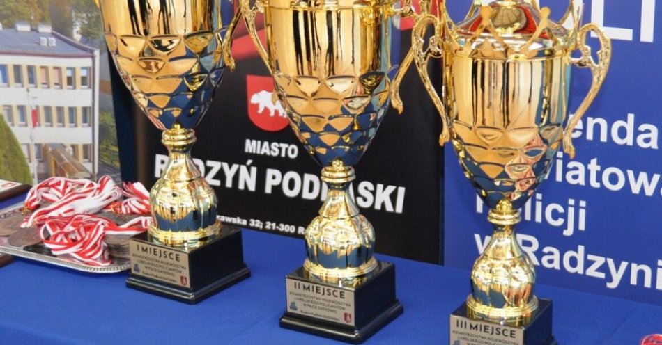 zdjęcie: Zwycięzcy XIII Mistrzostw Lubelskich Policjantów w Siatkówce / fot. KPP Radzyń Podlaski