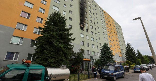 W wyniku pożaru w bloku mieszkalnym w Rzeszowie zmarła 14-latka, hospitalizowano 8 poszkodowanych osób