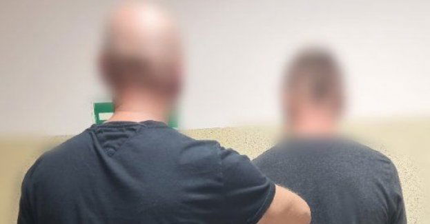 Podjechał rowerem, ukradł torebkę i uciekł. Zatrzymali go ostrołęccy policjanci