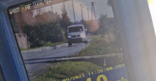 Znacznie przekroczył prędkość - policjanci zatrzymali mu prawo jazdy