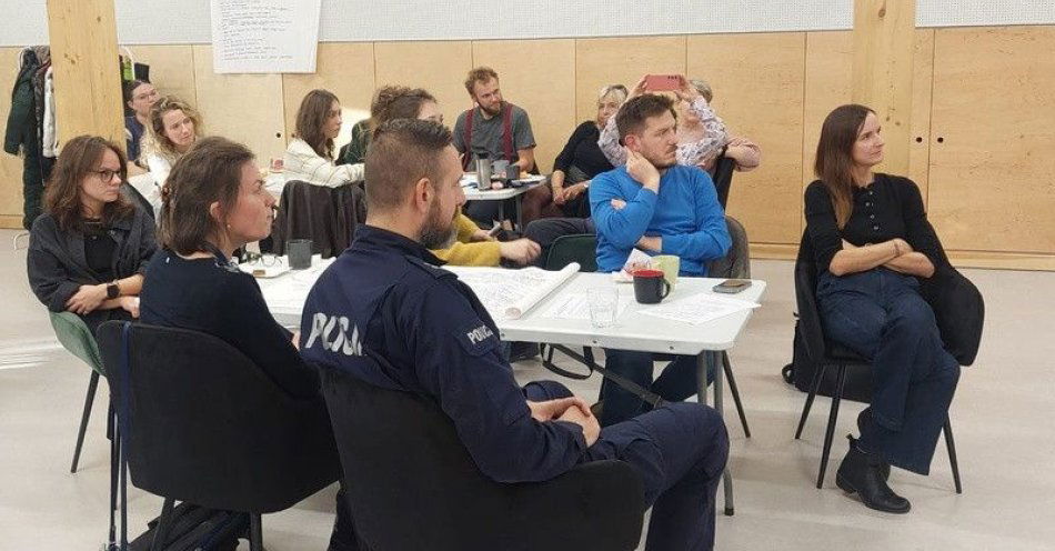 zdjęcie: Policja współtworzy centra młodzieżowe we Wrocławiu / fot. KMP w Wrocławiu