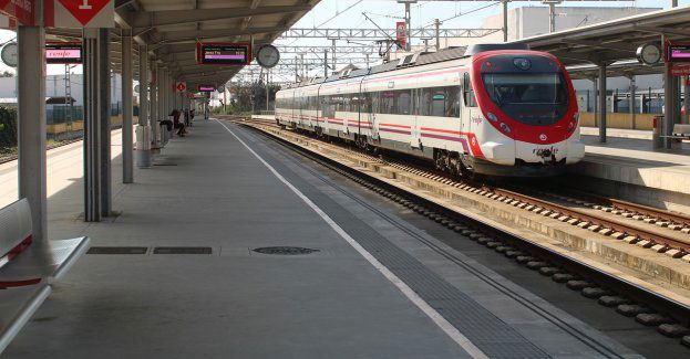 Prokuratur planuje powołać biegło ws. wypadku kolejowego w Gdyni
