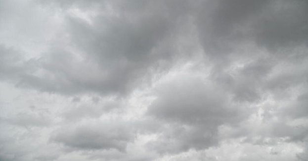 IMGW ostrzega przed burzą w 14 województwach; RCB wydało alerty