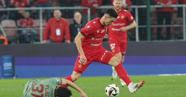 Ekstraklasa piłkarska - Jagiellonia nie traci kontaktu z czołówką