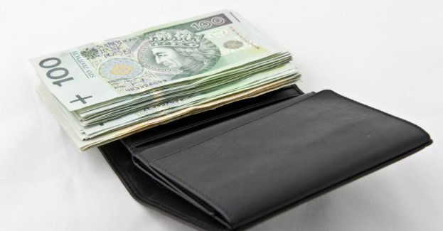 Proponowane minimalne wynagrodzenie w 2026 r. – 4806 zł; stawka godzinowa – 31,40 zł