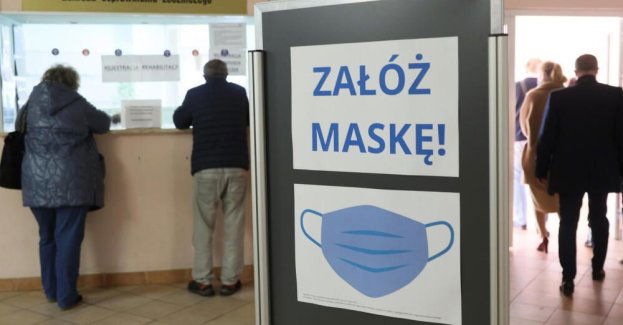 Rośnie liczba zachorowań na COVID-19, do Polski jedzie milion dawek szczepionki