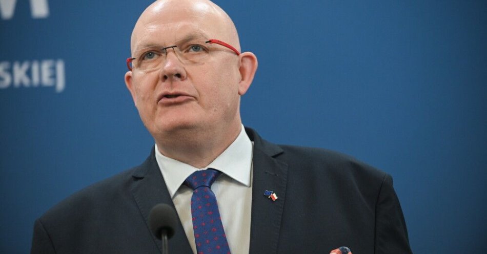 zdjęcie: Wiceminister cyfryzacji o stanowisku serwisu odpowiedzialnego za głosowanie na szefa Polski 2050: nic się nie trzyma kupy / Warszawa, 19.03.2025. Wiceminister cyfryzacji Michał Gramatyka podczas konferencji prasowej posłów KP Polska 2050-TD w Sejmie w Warszawie, 19 bm. (jm) PAP/Marcin Obara
