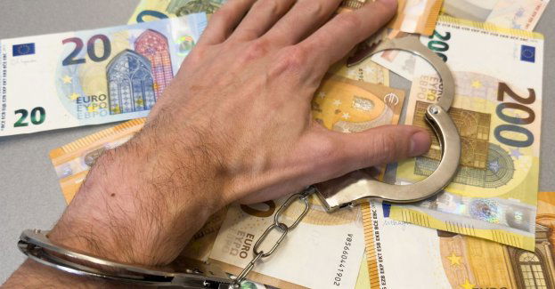 Poszukiwany za liczne przestępstwa 45-latek zatrzymany w Anglii