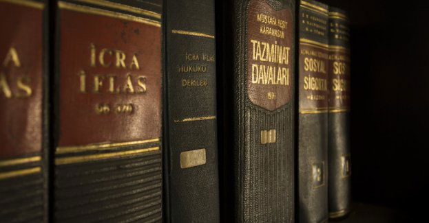 Śledztwo ABW zakończone aktem oskarżenia wobec trzech osób zamieszanych w przestępstwa podatkowe