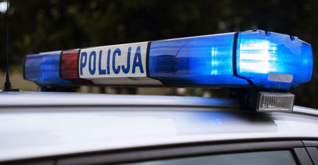 Prokuratorskie śledztwo w sprawie znalezienia zwłok mężczyzny w mieszkaniu