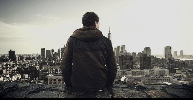 Wojewoda mazowiecki przekazał akty nadania praw miejskich 11 samorządowcom