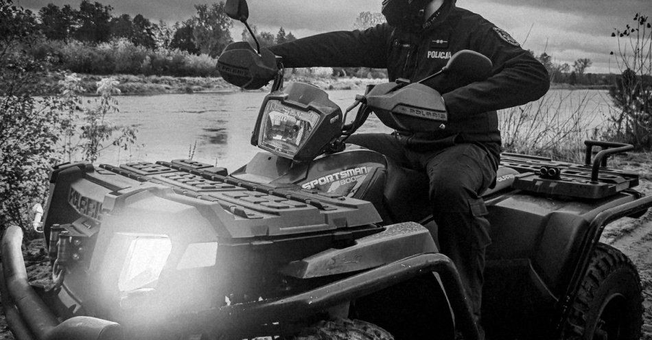 zdjęcie: Policja odnajduje nocą 34 letniego mężczyznę / fot. KPP Siemiatycze