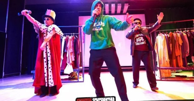 Trzy tysiące lat w dwie godziny - komediowy sprint przez dzieje ludzkości