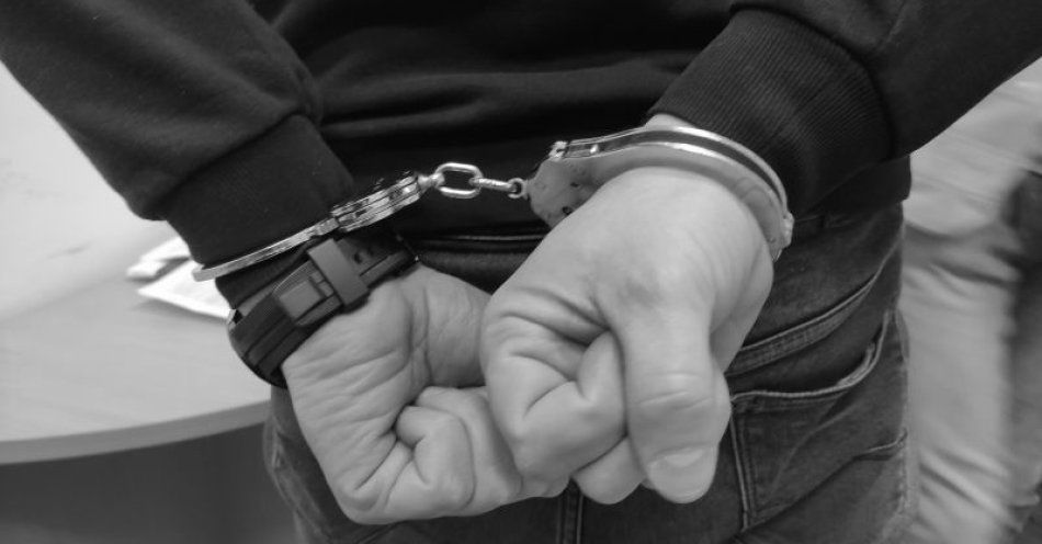 zdjęcie: 26 latek zatrzymany w Sulikowie z narkotykami po kradzieży / fot. KPP w Zgorzelcu