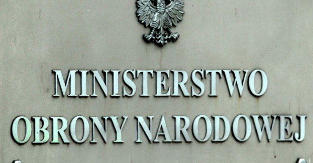 Odnotowano obiekt w polskiej przestrzeni powietrznej z kierunku Białorusi; prawdopodobnie balon obserwacyjny