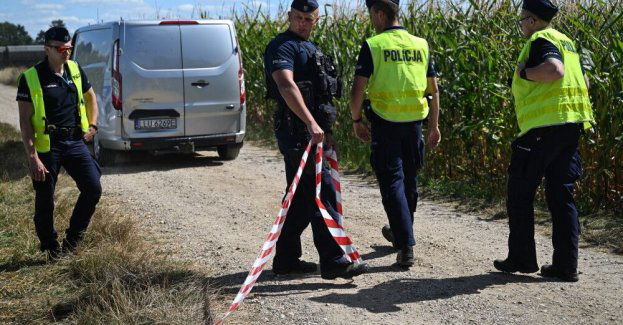 W dwóch miejscach znaleziono części obiektów przypominające drony