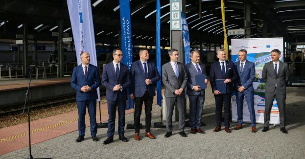 PKP PLK zamówiły przebudowę linii kolejowych przez Katowice