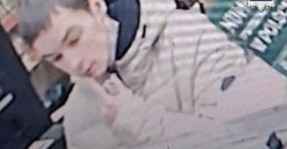 zdjęcie: Kto rozpozna mężczyznę z przystanku Piłsudskiego / fot. KMP w Sosnowcu