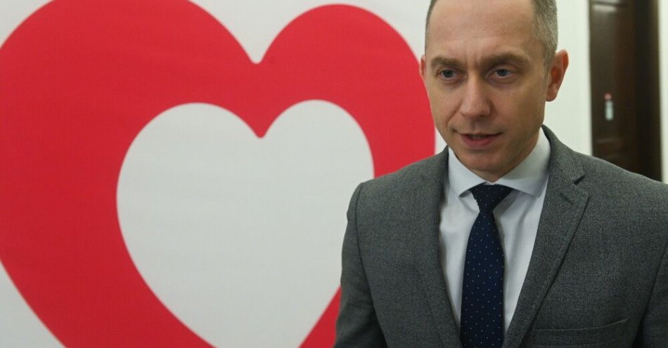 zdjęcie: Wiceszef MON: weto prezydenta do ustawy o rynku kryptoaktywów powinno być szybko odrzucone / Warszawa, 05.12.2025. Wiceminister obrony narodowej Cezary Tomczyk w Sejmie w Warszawie, 5 bm. Sejm zakończył utajniony punkt obrad i kontynuuje posiedzenie. (sko) PAP/Piotr Nowak