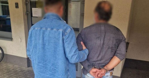 KMP Poznań - Próbowali okraść seniorkę wykorzystując tzw. legendę. Oszust został zatrzymany przez kryminalnych. Został tymczasowo aresztowany