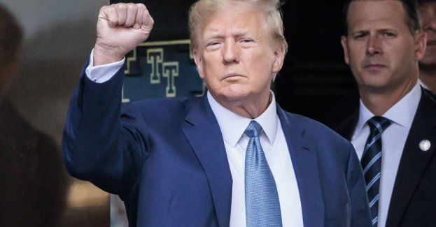 Trump postawiony w stan oskarżenia w związku z przetrzymywaniem tajnych dokumentów
