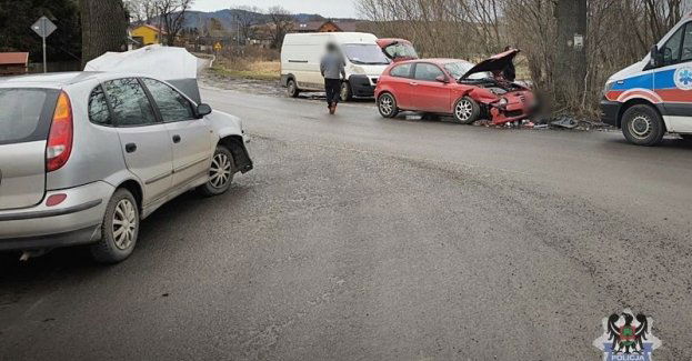 Groźnie wyglądające zdarzenie na skrzyżowaniu w Jaczkowie. Policjanci po raz kolejny apelują o ostrożność