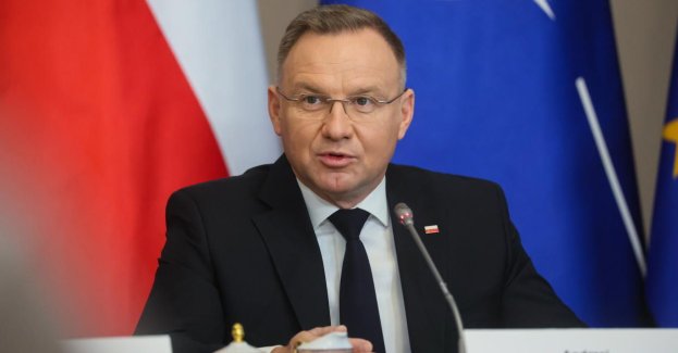 Prezydent 31 lipca wręczy nominacje generalskie trzem oficerom policji