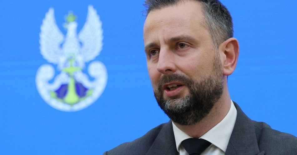 zdjęcie: Kosiniak-Kamysz: nie ma potrzeby przywracania obowiązkowej służby wojskowej / Warszawa, 26.11.2025. Wicepremier, minister obrony narodowej Władysław Kosiniak-Kamysz na konferencji prasowej po zakończeniu posiedzenia rządu w KPRM w Warszawie, 26 bm. (amb) PAP/Paweł Supernak