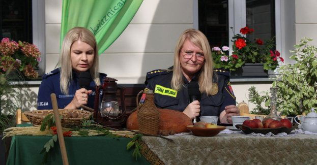 Płocka policja włączyła się w narodowe czytanie