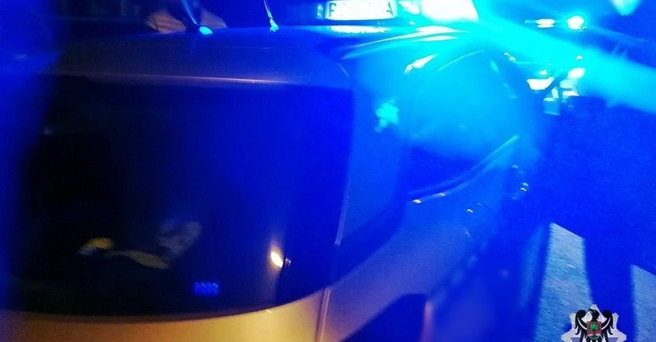 zdjęcie: Zatrzymany kierowca z sądowym zakazem w Boguszowie Gorcach / fot. KMP w Wałbrzychu