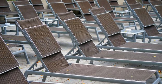 Wspólne kibicowanie reprezentacji Polski na Euro 2024 z basenu i na plaży