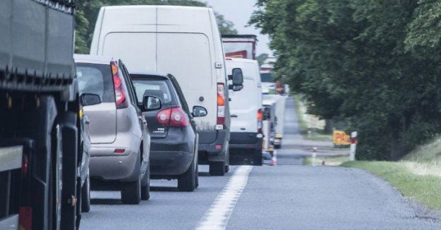 W czwartek na granicy ze Słowacją skontrolowano 8,8 tys. osób i 4,4 tys. pojazdów