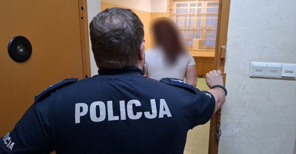 zdjęcie: Impreza przerwana zatrzymaniem poszukiwanej 24 latki / fot. KPP w Lęborku