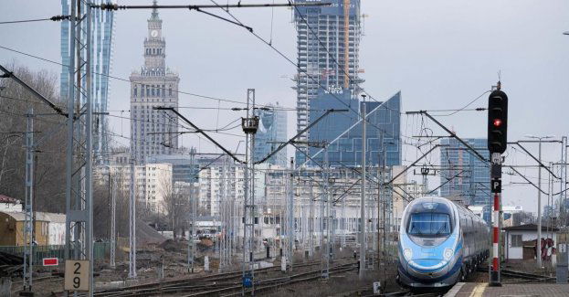 W jesiennym rozkładzie jazdy kolei pociągiem z Poznania do Warszawy pojedziemy w 2 godz. 18 min