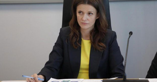 Trzeba uczyć dzieci, jak bezpiecznie korzystać z internetu