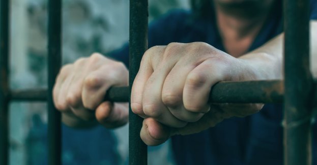 Wniosek o umorzenie śledztwa i umieszczenie podejrzanego o zabójstwo w zakładzie psychiatrycznym