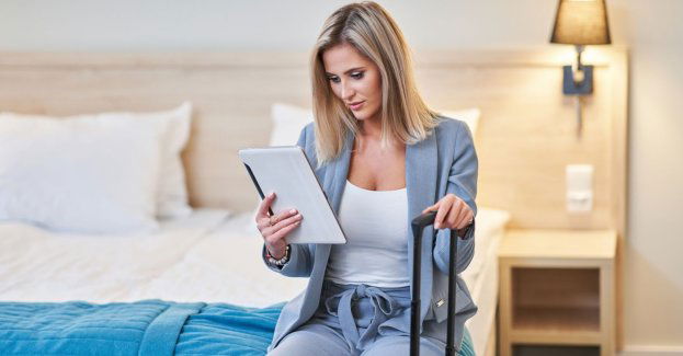 Wybierając nocleg kobiety patrzą, czy jest parking, mężczyźni - czy jest SPA i wi-fi